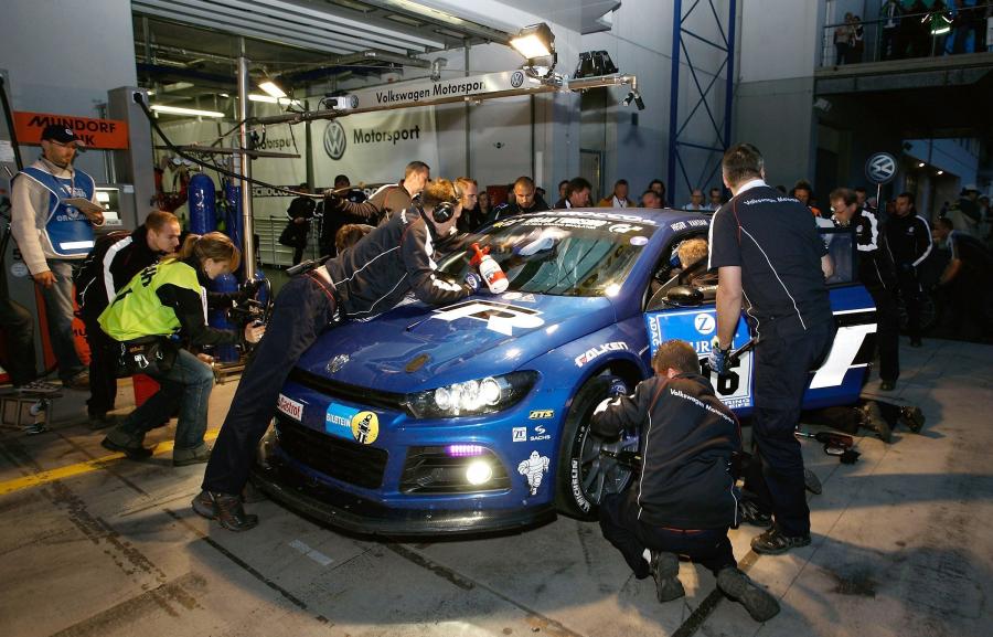  Volkswagen Scirocco GT24 24h Nurburgring 2009 года  (фото 4 из 8)